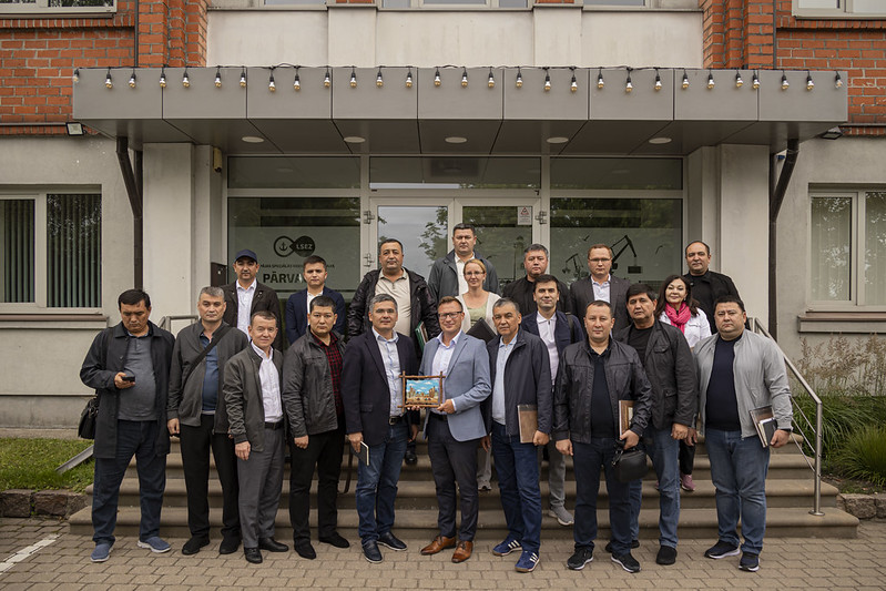 Uzbekistānas pārstāvji iepazīst Liepājas SEZ